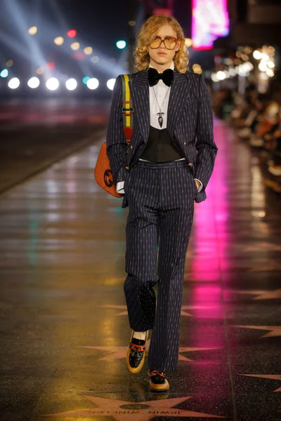 Look 102